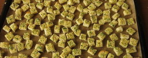 Шаг 8: крабовых сухариков