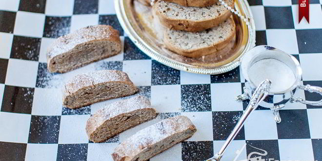 Рецепт медовых сухариков с грецкими орехами