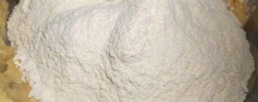 Шаг 1: медовых сухариков