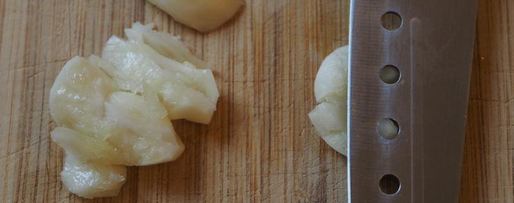 Шаг 2: острых сухариков