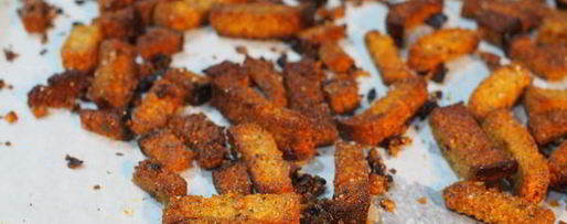 Шаг 14: пикантных сухариков к пиву