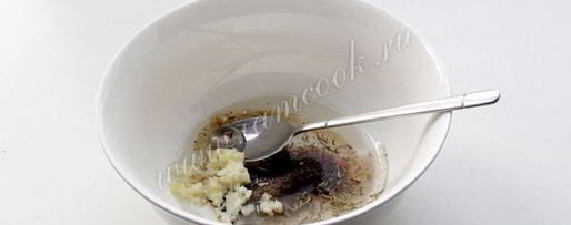 Шаг 4: ржаных сухариков с чесноком