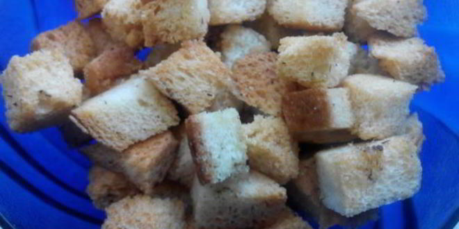 Рецепт сухариков белых и черные