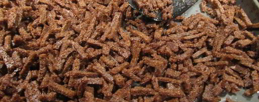 Шаг 8: сухариков из черного хлеба с чесноком