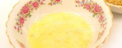 Шаг 2: тилапии в сухариках