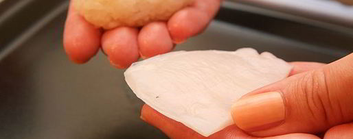 Шаг 4: нигирей-суш с кальмаром