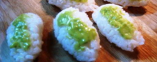 Шаг 2: нигирей-суш с лососем