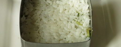 Шаг 10: суш мини-торт с крабовыми палочками