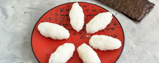 Шаг 7: суш нигири и гунканы с лососем