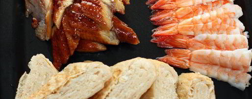 Шаг 4: суш с креветкой, угрем и омлетом