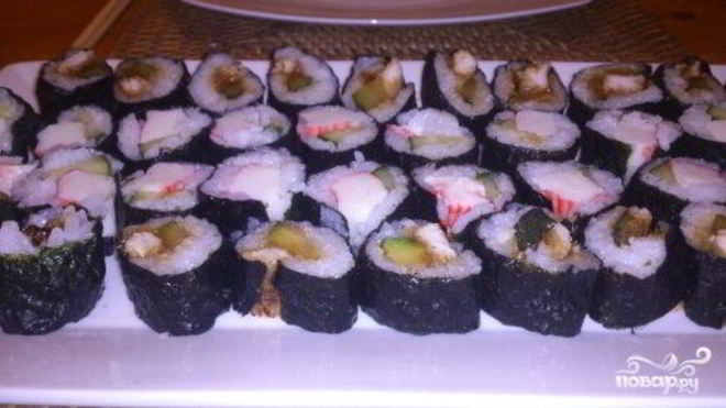 Рецепт Суш с огурцом и крабовыми палочками