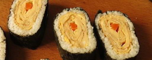 Шаг 20: суш с омлетом цыплята