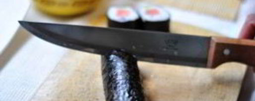 Шаг 7: суш с семгой и огурцом