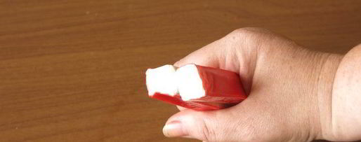 Шаг 5: суш яблоки с крабовыми палочками