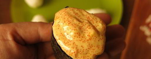 Шаг 8: суш, запеченных со спайси соусом с крабовыми палочками