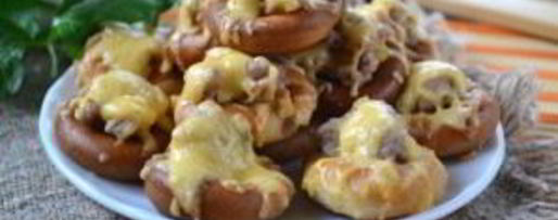 Шаг 8: сушек, фаршированных фаршем