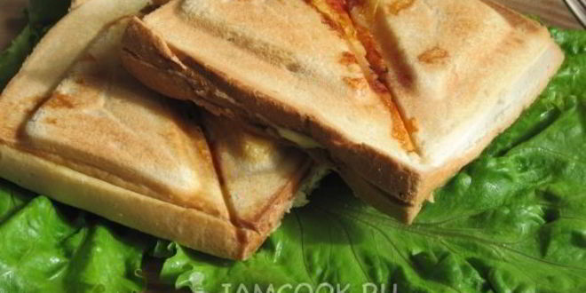 Рецепт горячих сэндвичей с колбасой, сыром и помидорами