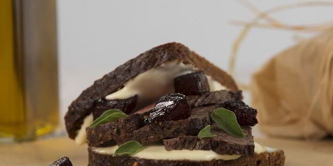 Рецепт сэндвича с телятиной и розмарином