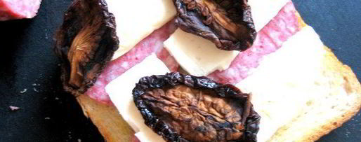 Шаг 12: сэндвича с ветчиной и салями