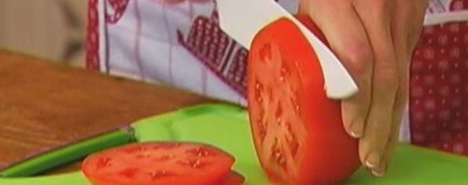 Шаг 2: сэндвича со стейком, руколой и помидорами