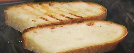 Шаг 5: сэндвича со стейком, руколой и помидорами