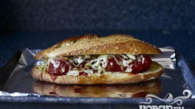 Рецепт Сэндвичей с фрикадельками, сыром и луком