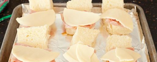 Шаг 3: сэндвичей с ветчиной и сыром