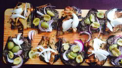 Рецепт Тапаса из баклажанов с лисичками и тапенадом