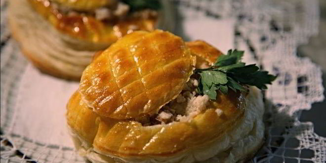 Рецепт слоеных тарталеток с курицей