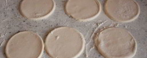 Шаг 4: тарталеток-перевертышей с шампиньонами