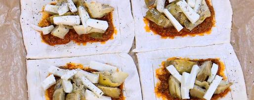 Шаг 5: тарталеток с козьим сыром, артишоками и соусом песто