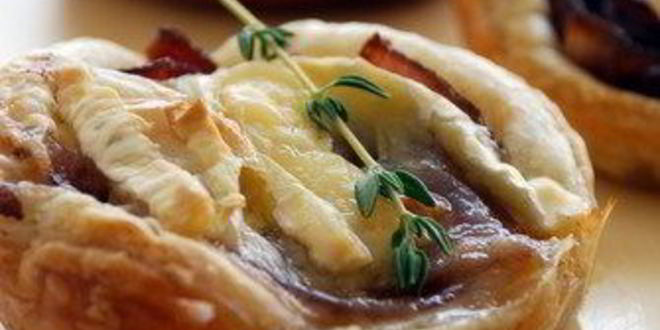 Рецепт тарталеток с красным луком и сыром