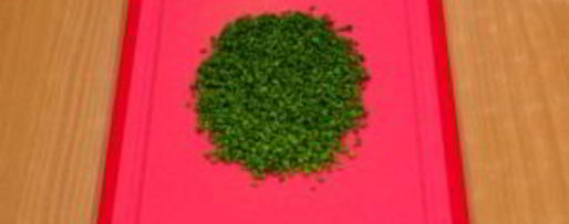 Шаг 2: тарталеток с печеночным муссом, перепелиными яйцами и помидорами черри