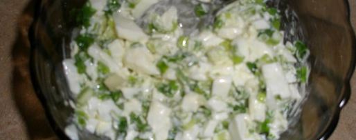 Шаг 4: тарталеток с печенью трески и яйцом, зеленым луком и укропом