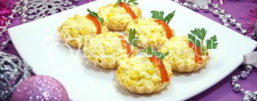 Шаг 8: тарталеток с пикантным салатом