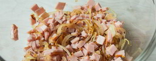 Шаг 15: тарталеток с ветчиной и луком