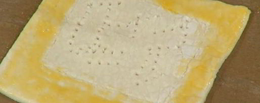 Шаг 5: тарталеток с яблоками и голубикой