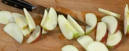 Шаг 7: тарталеток с яблоками и голубикой