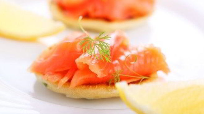Рецепт Закуски из красной рыбы с укропом на картофельных тарталетках