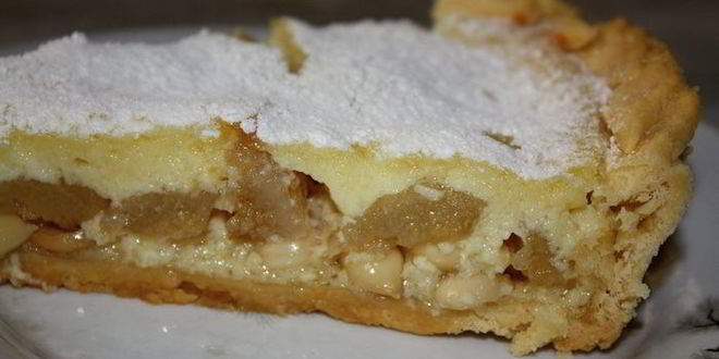Рецепт грушевого тарта с заварным кремом и абрикосовыми косточками