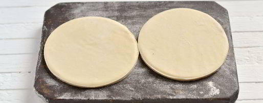 Шаг 2: мини тарты с фетой и черри