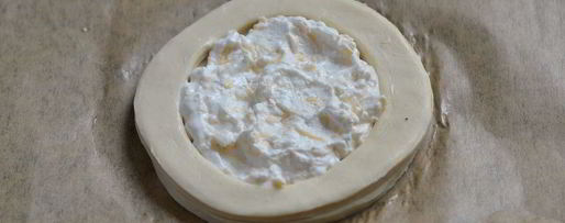 Шаг 5: мини тарты с фетой и черри