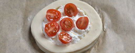 Шаг 6: мини тарты с фетой и черри