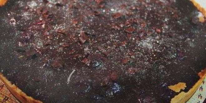 Рецепт шоколадного тарта с вишней