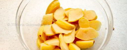 Шаг 9: тарта с айвой и сырным муссом