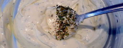 Шаг 2: тарта с семгой и шпинатом цветы за окном