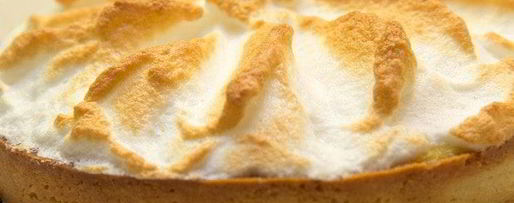 Шаг 7: тарта с ванильной грушей и заварным кремом под шапочкой из мереги