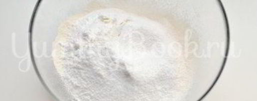 Шаг 1: тарта с вишней и меренгой