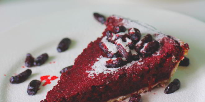 Рецепт тарта с жимолостью