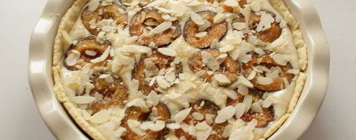 Шаг 4: тарта со сливами, рикоттой и миндалем